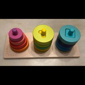 Lovevery Twist and Pivot Pattern Puzzle